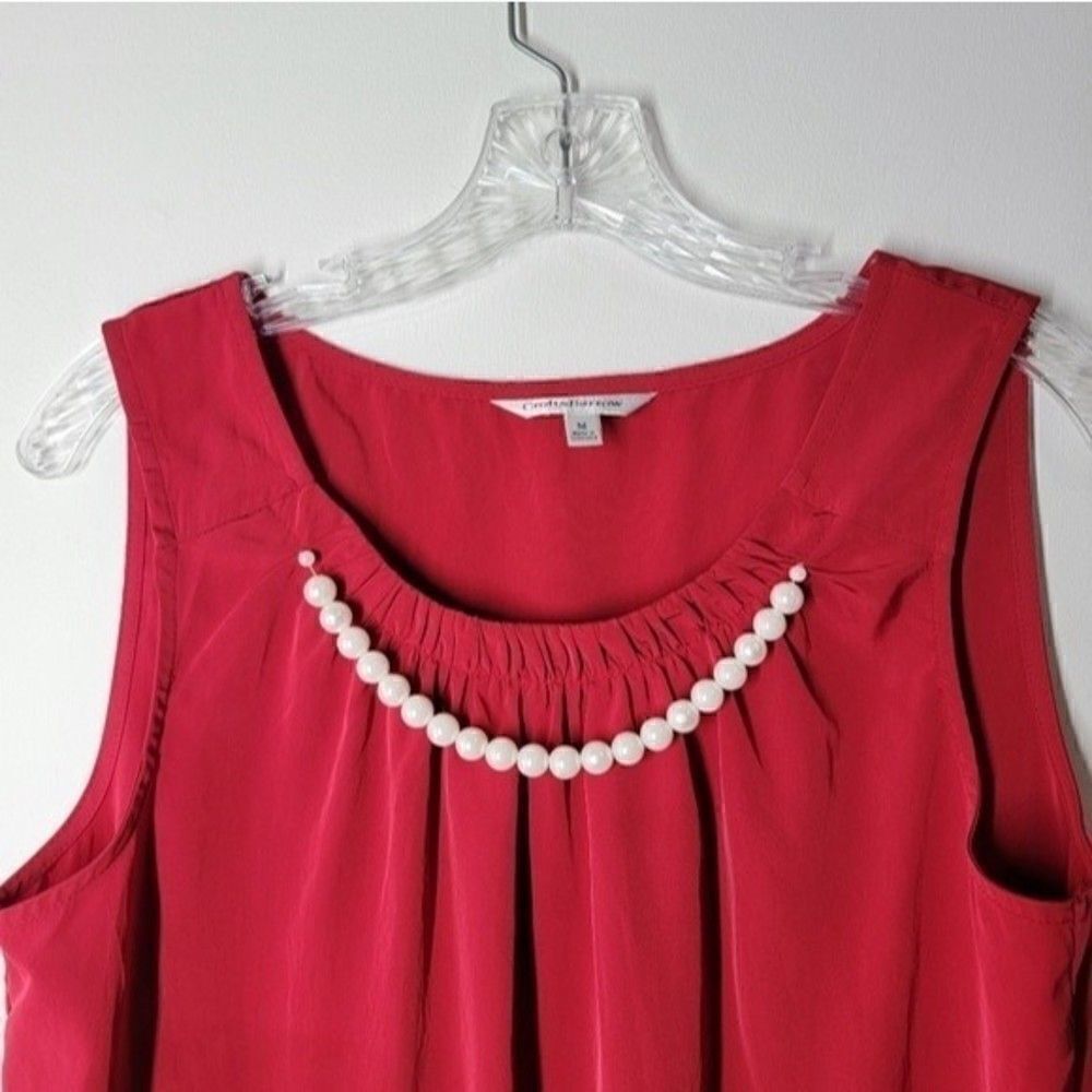 CROFT & BARROW Attached Pearl Necklace Sleevesless Red Blouse Size Medium - Picture 2 of 8
